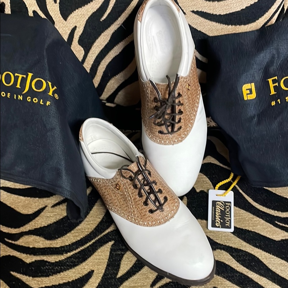 FootJoy Ladies NWOT White and Brown Athletic Shoes Classic Design
